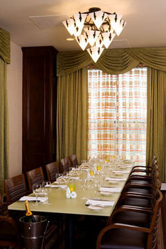 Doubletree Suites By Hilton Boston - Cambridge Екстериор снимка