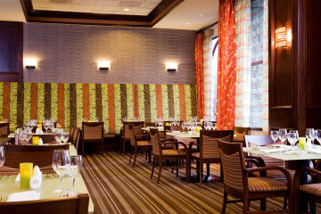 Doubletree Suites By Hilton Boston - Cambridge Екстериор снимка